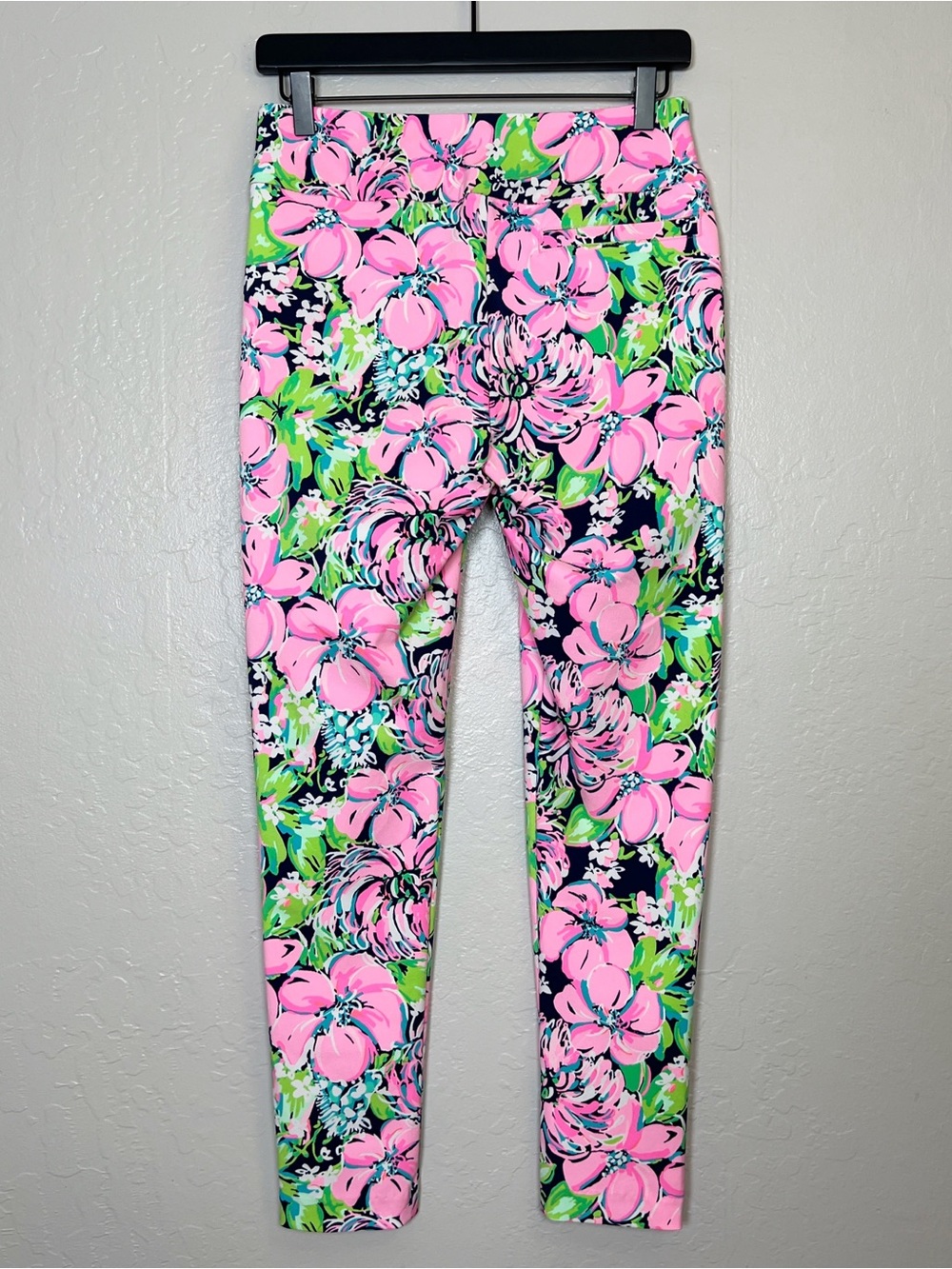 LILLY PULITZER Women’s Size 2 Pink Floral Luxletic Pull-On Ankle Golf Pant - Picture 3 of 13